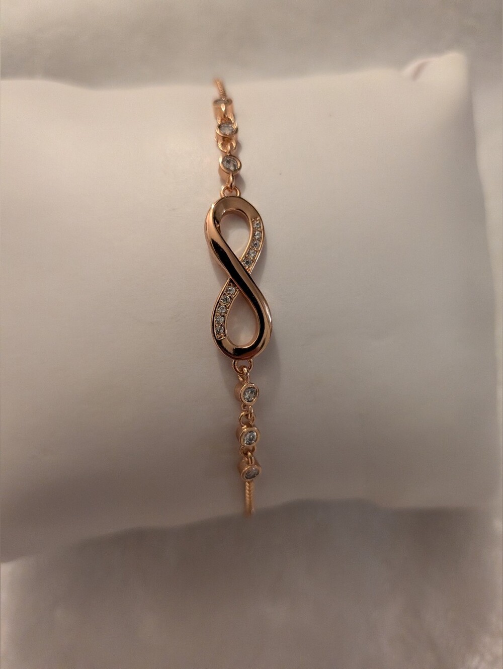 Rose Gold Infinity Bracelet – Adjustable